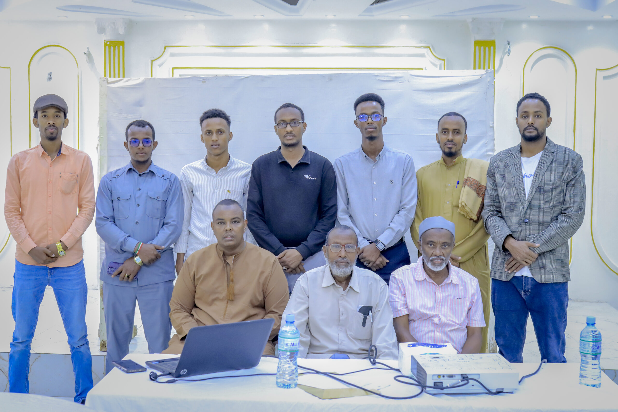 Madasha Indheergaradka ee Buurdhaab Forum ayaa tababar iyo kala diris u samaysay xubno ka shaqayn doono xog-ururinta baahiyaha aas aaska ah ee Degmooyin ka mid ah Gobolka Togdheer .